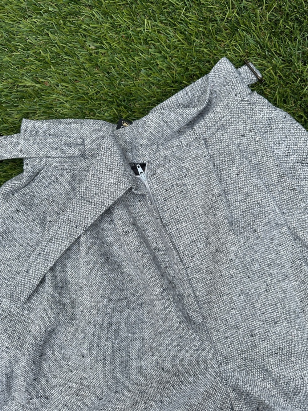 Vintage French “Creation Beauharnais Modèle” Grey Wool Culottes- 25” Waist - Picture 5 of 10